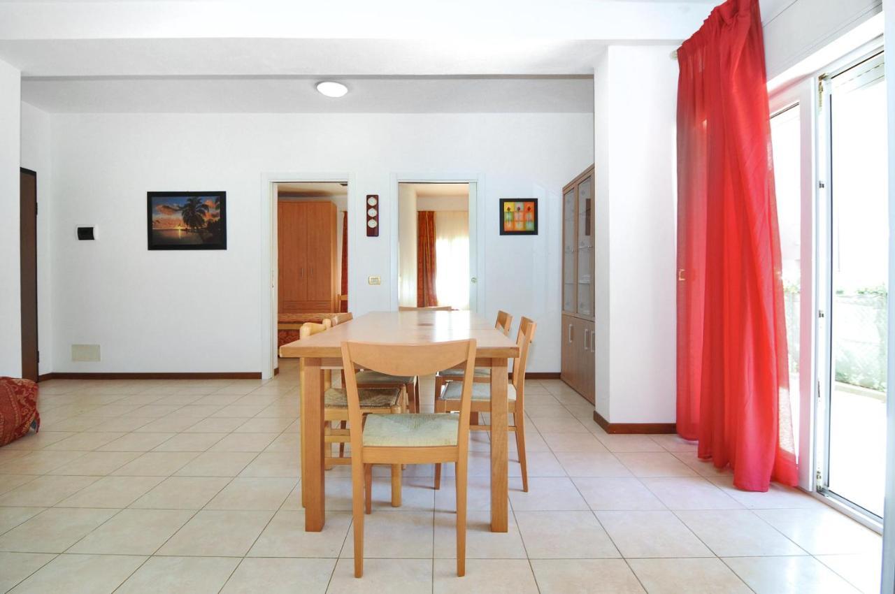 Milan Apartment Caorle Ngoại thất bức ảnh